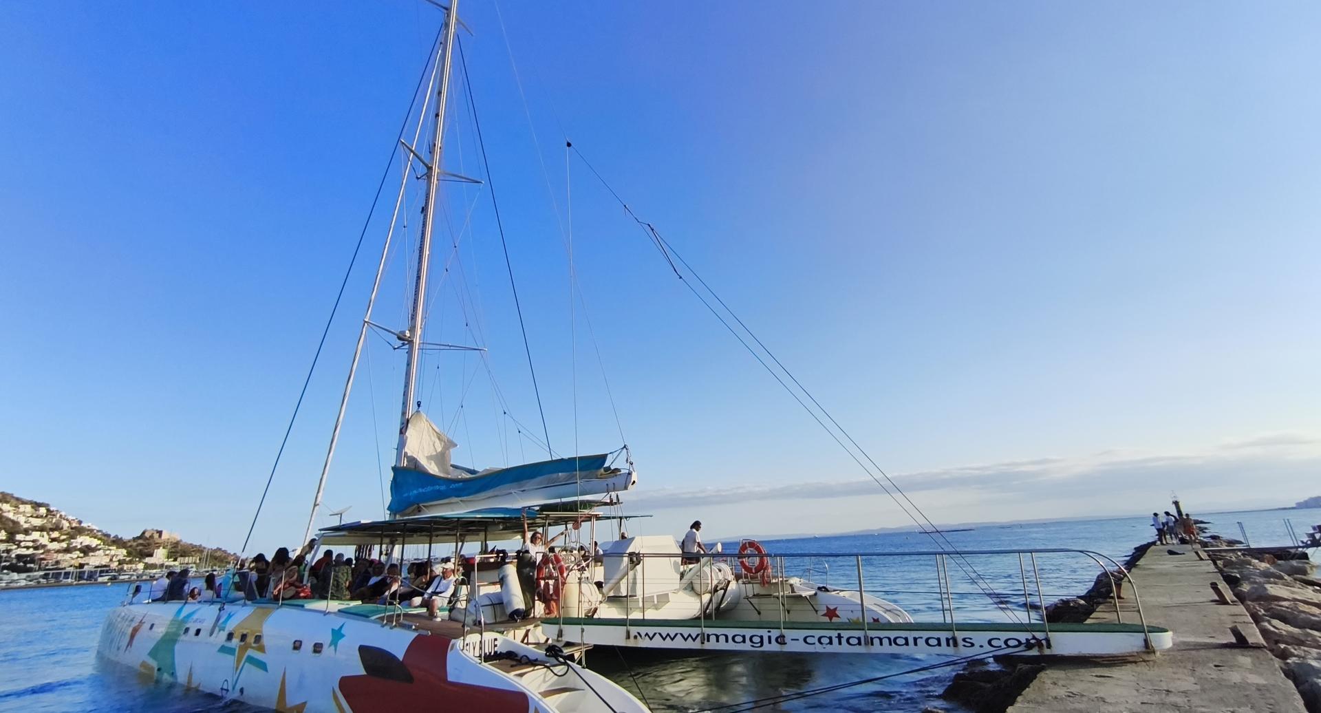 Punts d'embarcament de Magic Catamarans a Roses