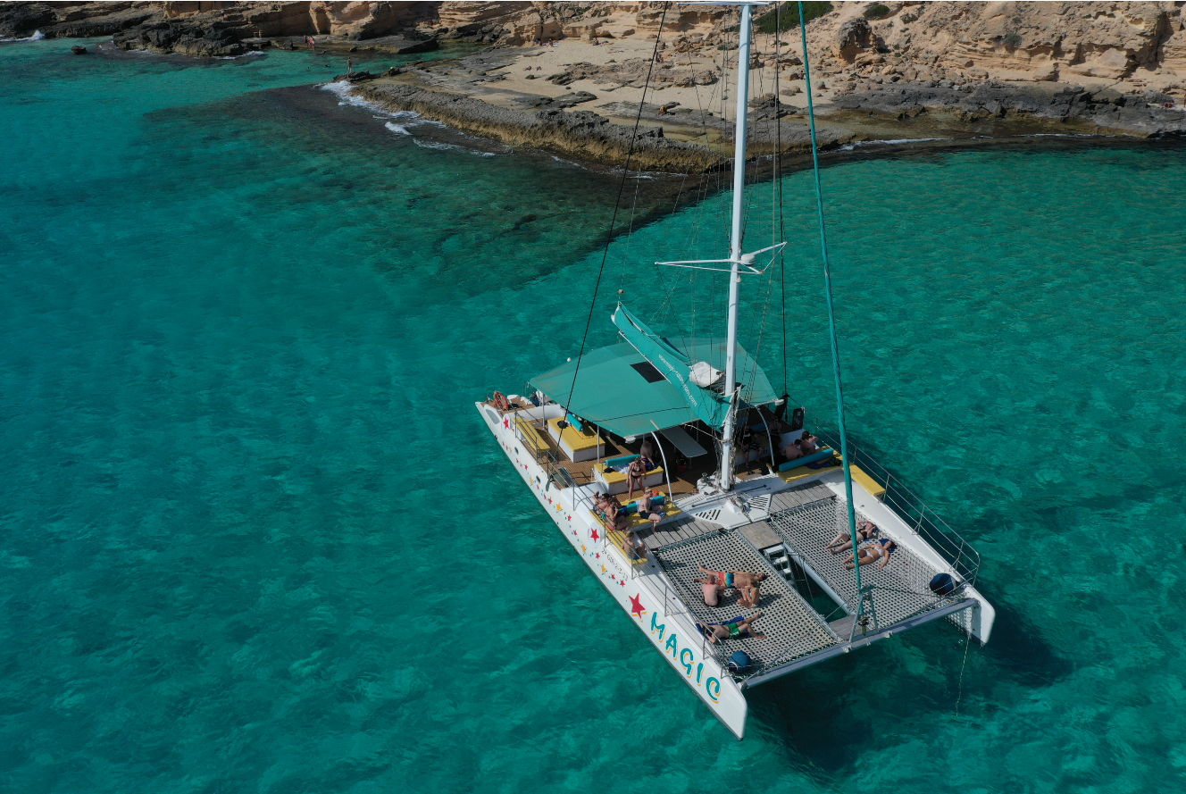Excursions exclusives en catamaran dans la Baie de Palma