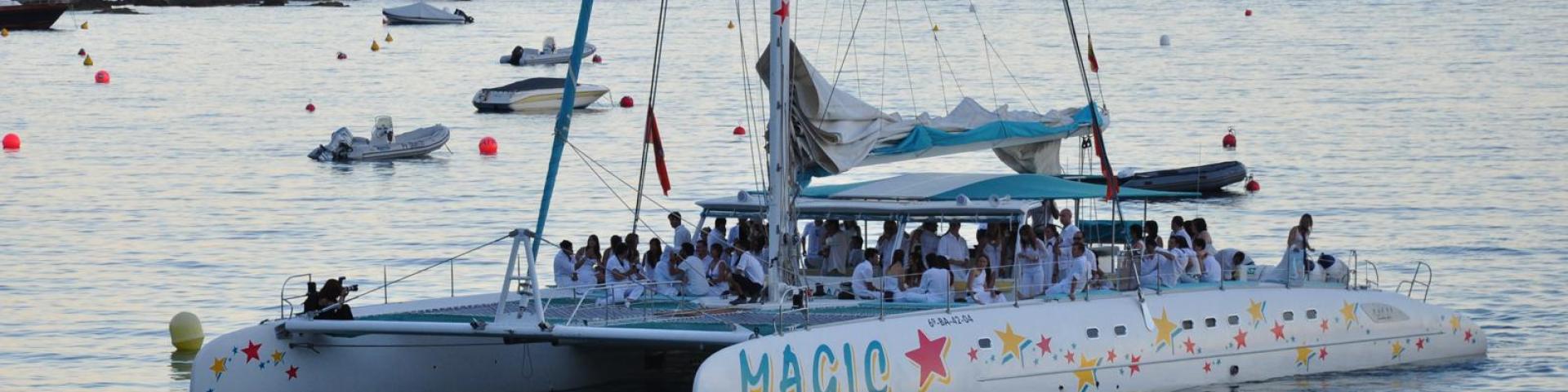 Sign up for Magic Catamarans' newsletter