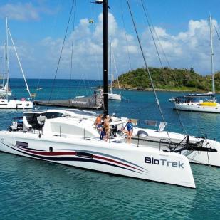 Model Outremer 5X